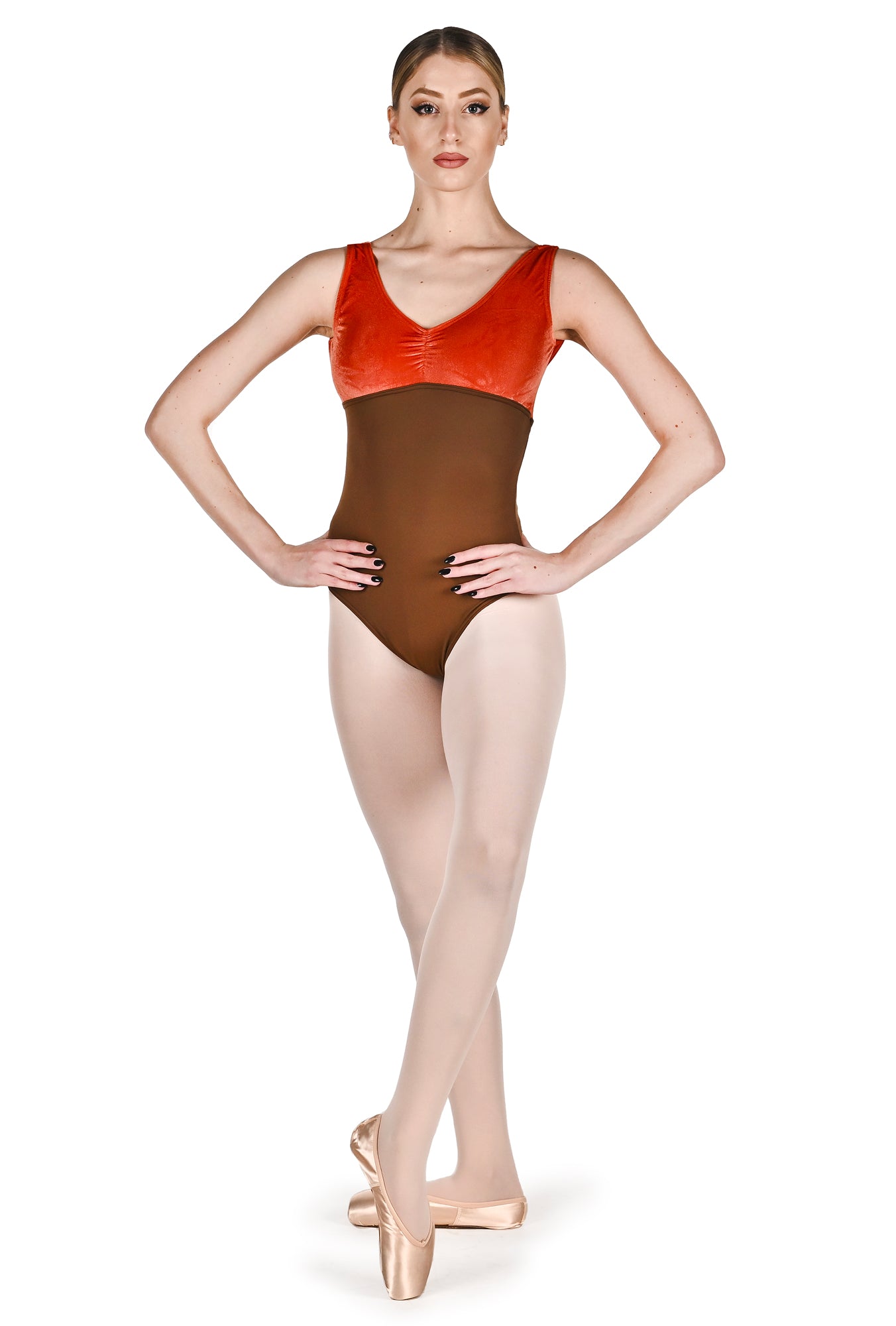 Balletdragter dans Sara Velvet B6802